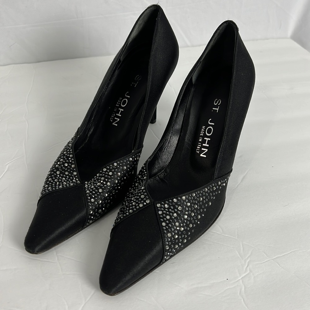 St. John Black Satin and rhinestones pump